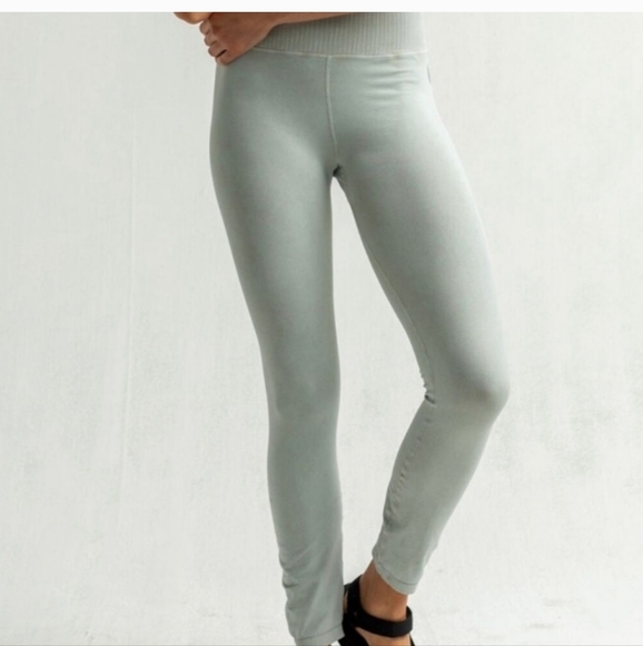 NWT Free People Good Karma Leggings Sea Glass Size M/L - Picture 1 of 12